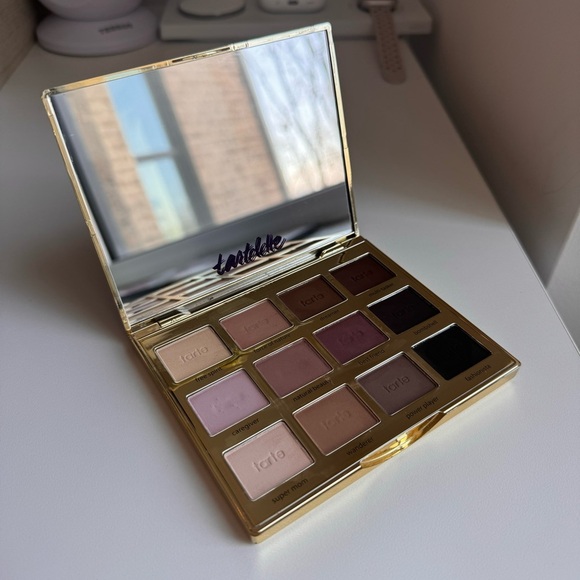 Tarte Tartelette Amazonian Clay Eyeshadow Palette - DISCONTINUED - Picture 2 of 6